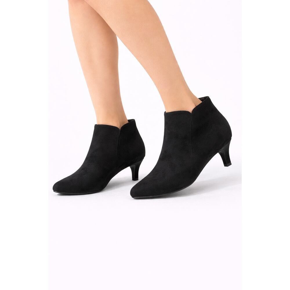 City Classified Black Suede Ankle Booties Womens EU 42 Fits US 11 Low Heel